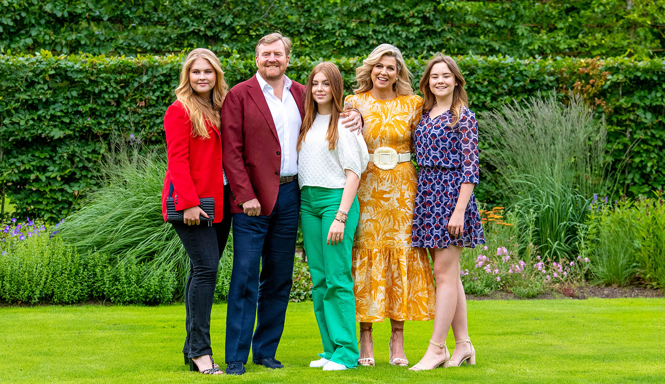 King Willem-Alexander with his family