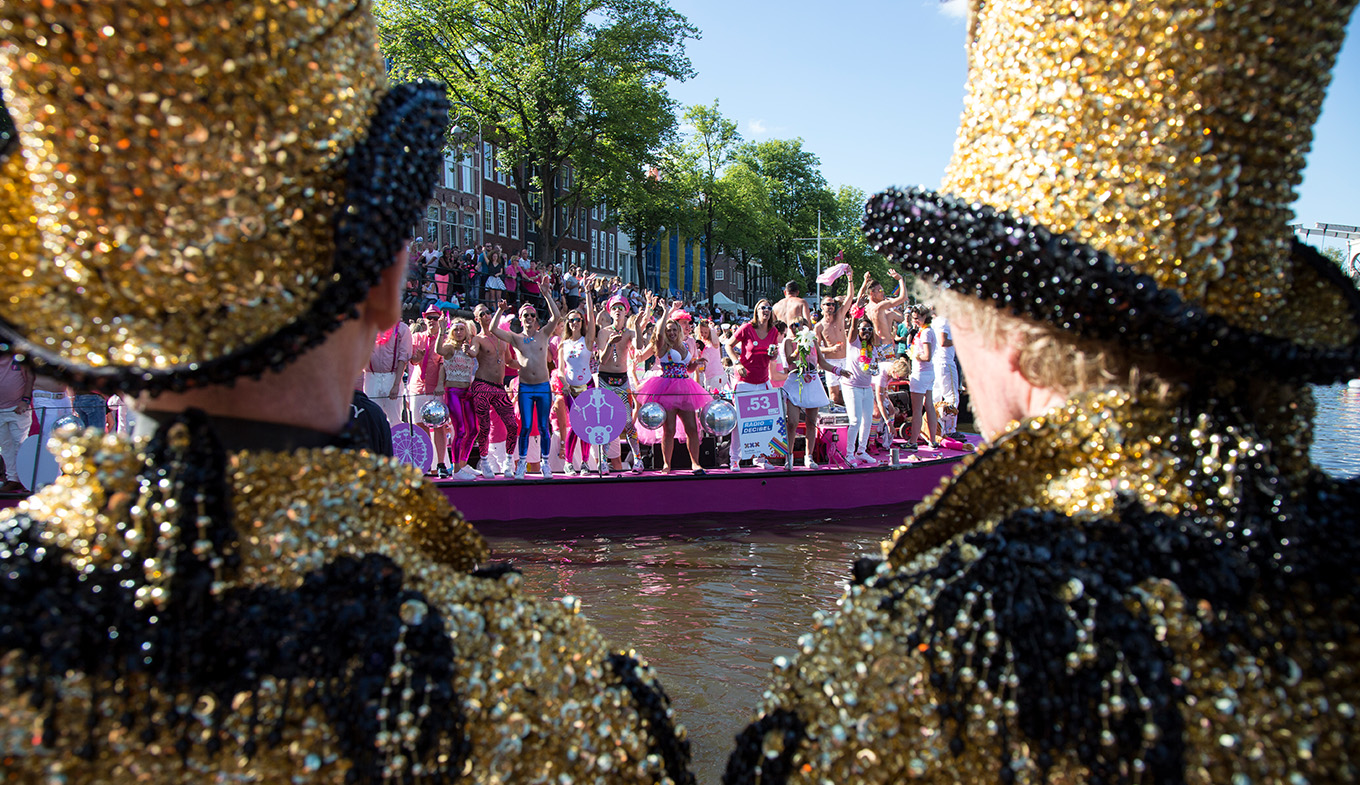 Gay parade – What's up with Amsterdam